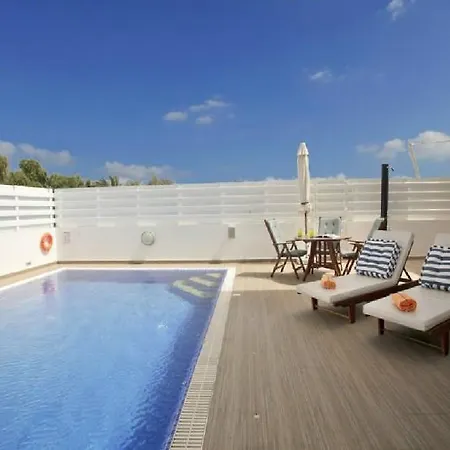 Blue Phoenix Villa