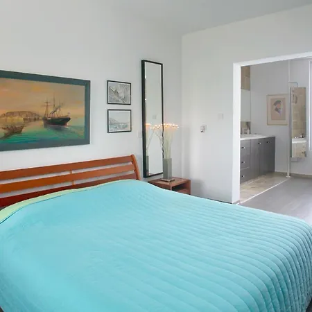 Blue Phoenix * Protaras